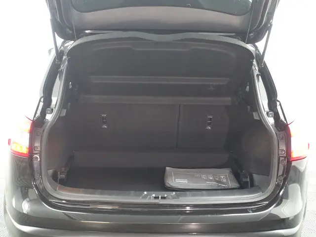 Nissan QASHQAI 1.2 Tekna- 2017 Benzine 32
