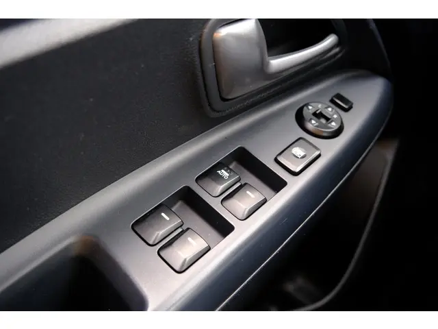 Kia Rio 1.2 CVVT Plus Pack 5-drs Airco|Navi 2014 Benzine 17