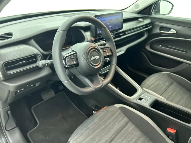 Jeep Avenger Longitude 54 kWh 2023 Elektrisch 18