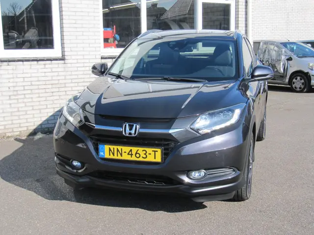 Honda HR-V 1.5 i-VTEC Executive 2017 Benzine 3
