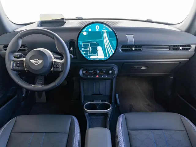 MINI Cabrio C 2025 Benzine 16