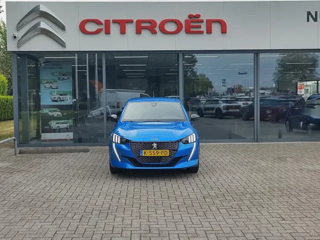 Peugeot 208 1.2 PureTech GT-Line 2021 Benzine 2
