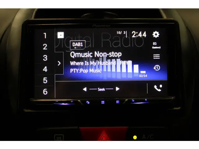 Toyota Aygo 1.0 VVT-i Now 2013 Benzine 12