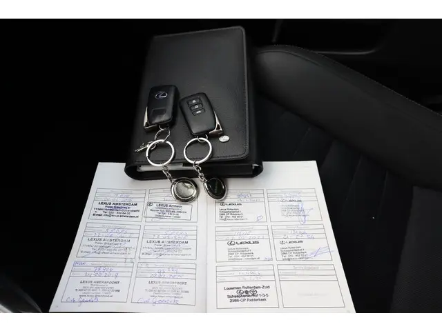 Lexus IS 300h Hybrid Sport Edition 2015 Hybride Benzine 3