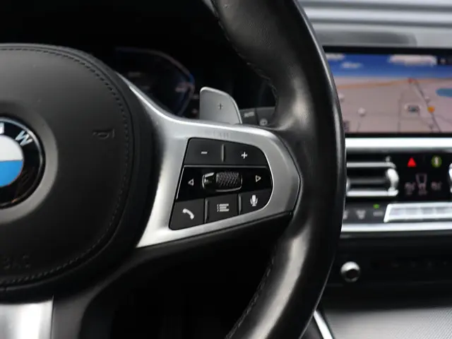 BMW 3 Serie Touring 330e 2021 Hybride Benzine 26