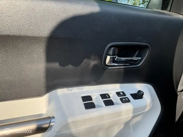 Suzuki Ignis 1.2 Stijl Smart Hybrid 2019 Benzine 18