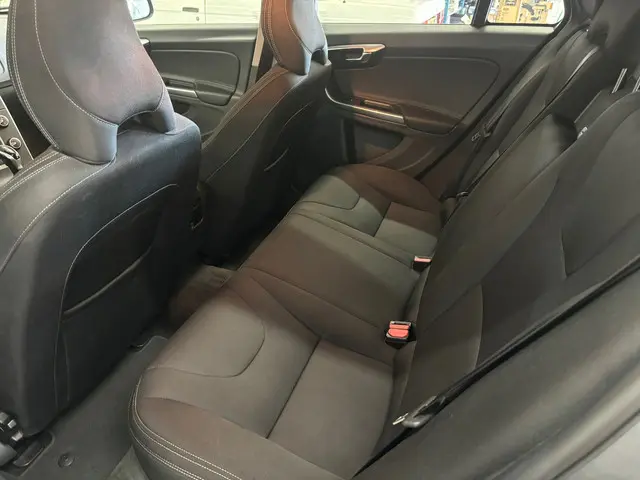 Volvo V60 1.5 T2 Nordic NAVI|100D.KM|17"LMV 2017 Benzine 5
