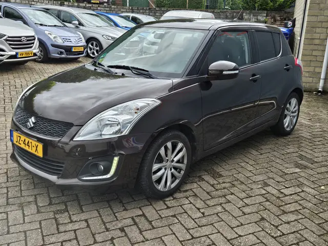 Suzuki Swift 1.2 Exclusive LM AIRCO MF STUUR 2013 Benzine 5