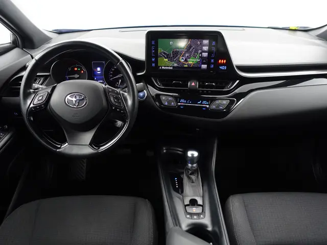 Toyota C-HR 1.8 Hybrid Dynamic Aut- 2017 Hybride Benzine 7