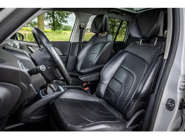 Citroën Grand C4 Picasso 1.6 THP Exclusive 2015 Benzine 10