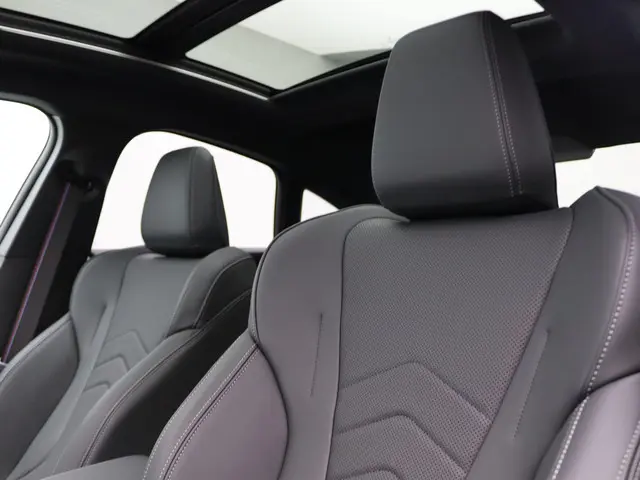 BMW 2 Serie Gran Coupé 220 2025 Benzine 12