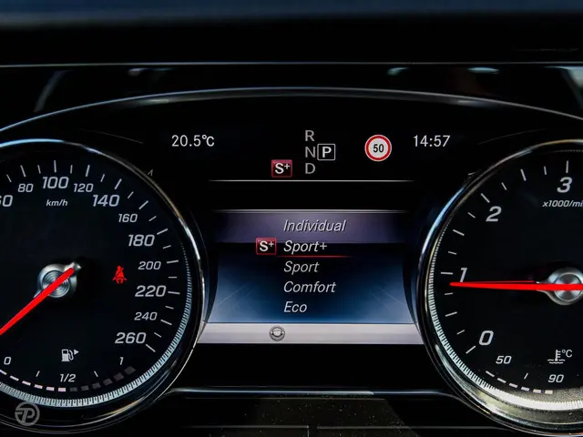 Mercedes-Benz E-Klasse 220 d Prestige Plus 2016 Diesel 36