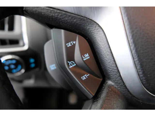 Ford Focus Wagon 1.0 EcoBoost Trend 2014 Benzine 16