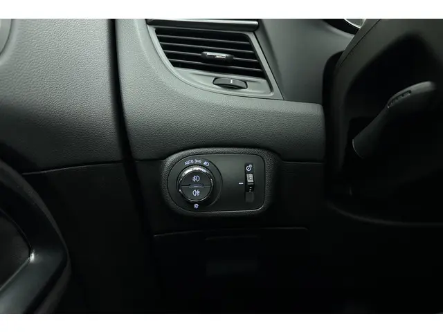 Opel Zafira 1.6 Turbo Business Executive 2017 Benzine 20