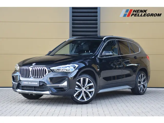 BMW X1 sDrive20i VDL Nedcar Edition 2019 Benzine