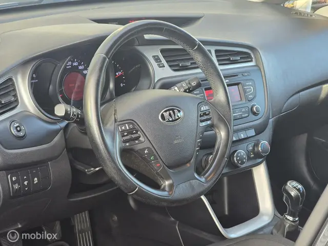 Kia cee'd 1.6 GDI ComfortLine |Jaar Garantie !! 2015 Benzine 21
