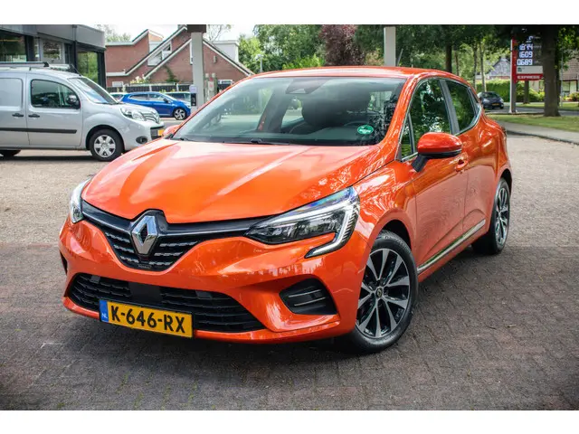 Renault Clio TCe 90 Intens 2021 Benzine 40