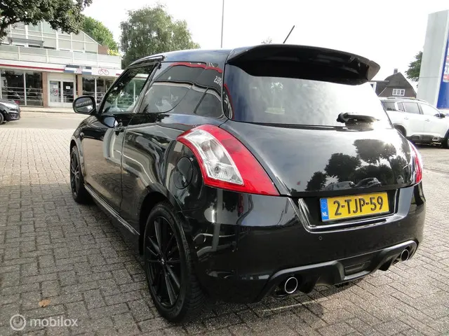 Suzuki Swift 1.6 Sport 2014 Benzine 4