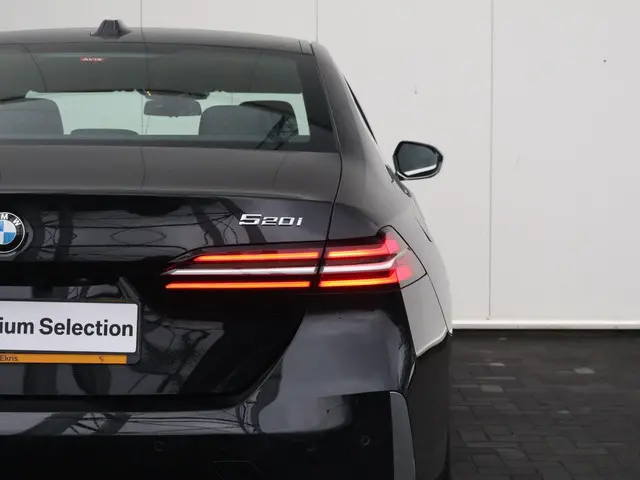 BMW 5 Serie 520i 2024 Benzine 15