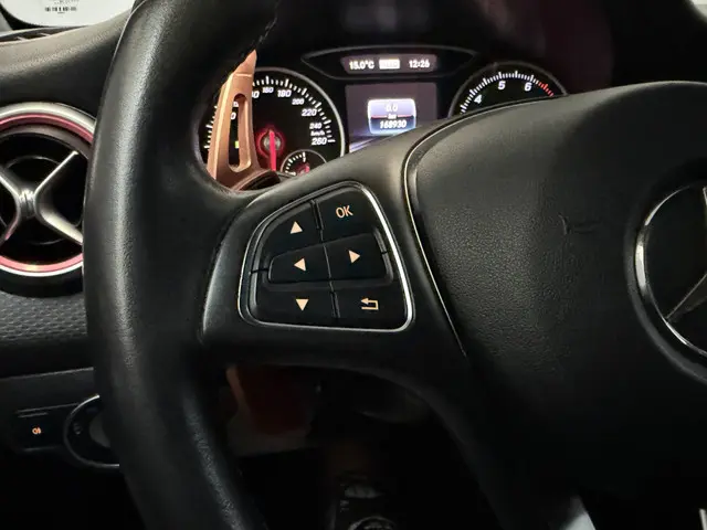 Mercedes-Benz A-Klasse Ambition 2016 Benzine 16