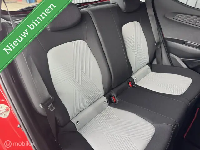 Hyundai i10 1.0 Premium 2020 Benzine 12