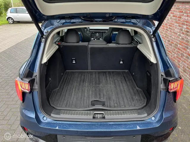 Lynk & Co 01 1.5 2022 Hybride Benzine 20