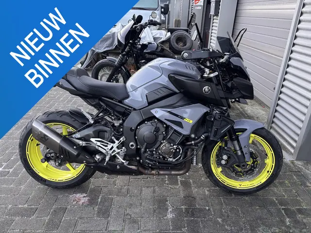 Yamaha MT 10 ABS 2016 Benzine