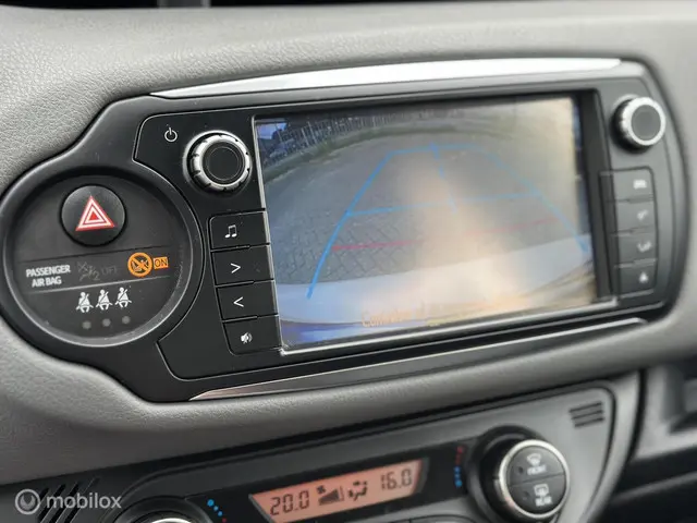 Toyota Yaris 1.3 VVT-i Aspiration|CAM|NAP|APK 2016 Benzine 19