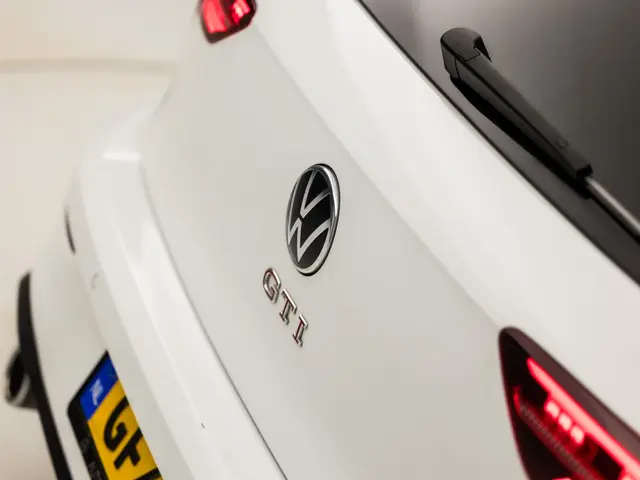 Volkswagen Golf 2.0 TSI GTI 2020 Benzine 34