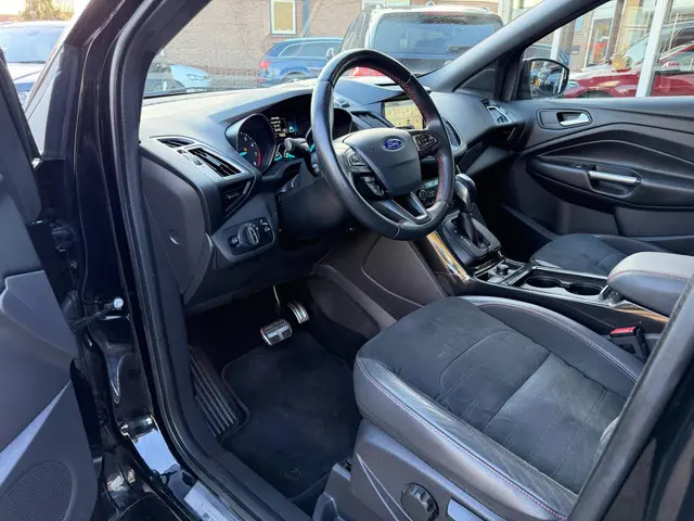 Ford Kuga 1.5 EcoBoost Vignale 2018 Benzine 6