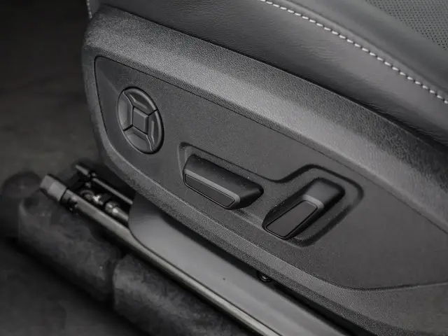 Audi Q6 e-tron S edition 252 PK 2025 Elektrisch 14