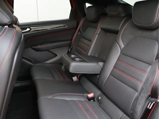 Renault Arkana Hybrid 145 R.S. Line 2022 Hybride Benzine 33