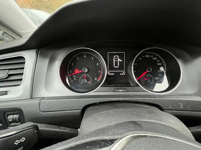Volkswagen Golf 1.2 TSI Trendline 2013 Benzine 8