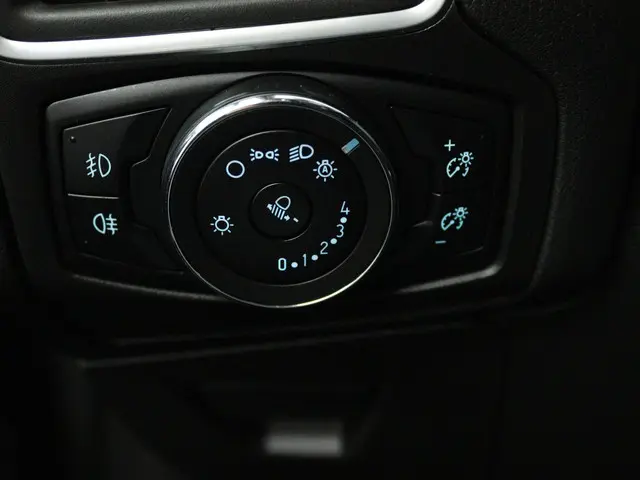 Ford Focus Wagon 1.0 EcoBoost Titanium 2014 Benzine 10