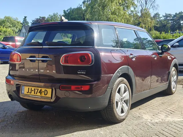 MINI Clubman Mini One 2016 Benzine 6