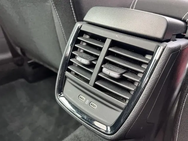 Škoda Kamiq 1.0 TSi DSG Monte Carlo 2021 Benzine 18