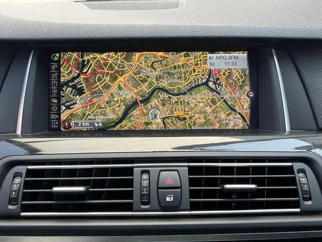 BMW 5 Serie Touring 520i High Executive 2015 Benzine 91