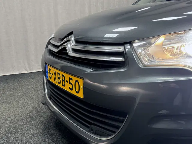 Citroën C4 1.2 PureTech Exclusive 2014 Benzine 26
