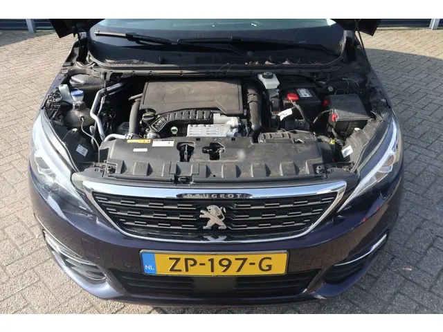 Peugeot 308 SW 1.2 PureTech Tech Edition 2019 Benzine 12