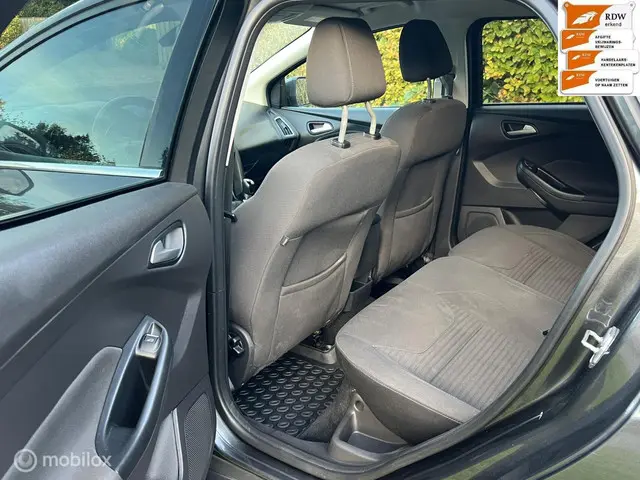 Ford Focus Wagon 1.0 Titanium 2017 Benzine 12