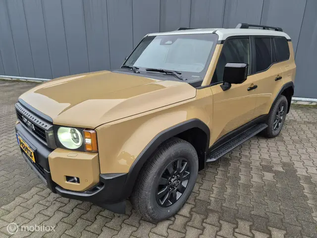 Toyota Land Cruiser 250 2.8 D-4D First Edition 2024 Diesel 2