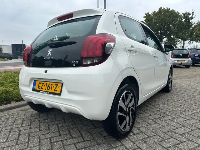 Peugeot 108 1.0 e-VTi Envy 2015 Benzine 10