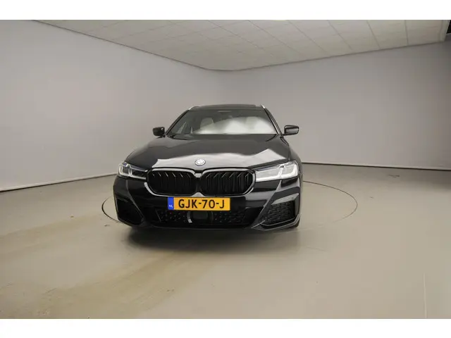 BMW 5 Serie Touring 530e xDrive 2024 Hybride Benzine 5