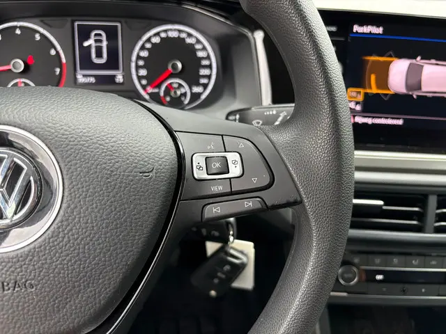 Volkswagen Polo 1.0 TSI Highline Business R 2019 Benzine 10
