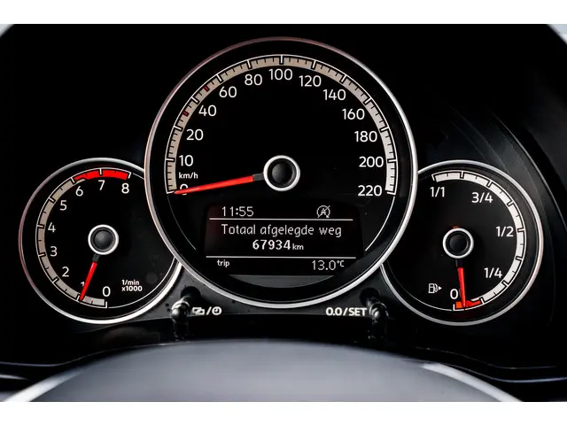 Volkswagen up! 1.0 BMT high up! | PDC | Cruise 2018 Benzine 17