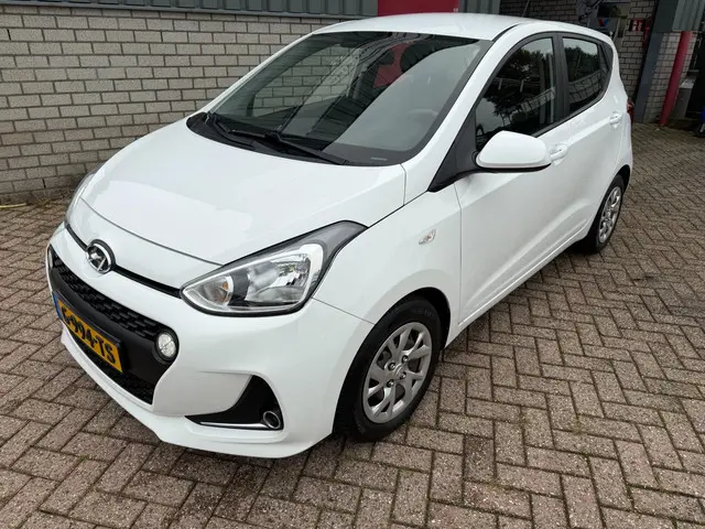 Hyundai i10 1.0i Comfort 2019 Benzine 2