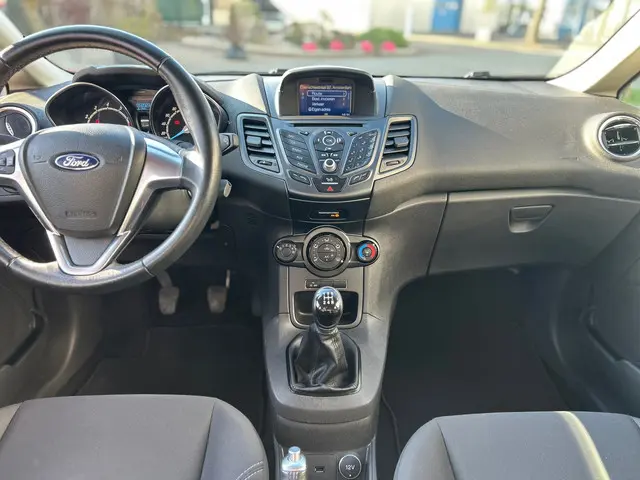 Ford Fiesta 1.0 Style Essential 2016 Benzine 2