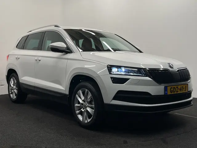 Škoda Karoq 1.0 TSI Business Edition 2019 Benzine 42