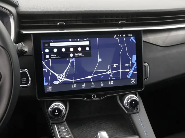Lynk & Co 01 1.5 PHEV 262PK BLACKLINE 2022 Hybride Benzine 15