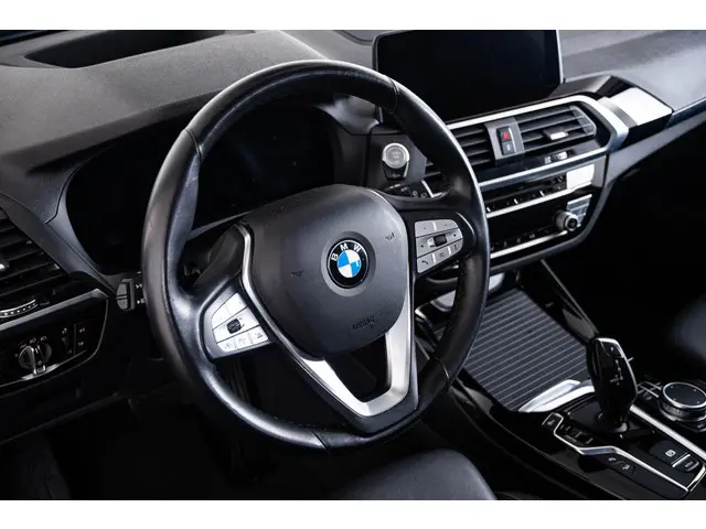 BMW X3 xDrive30i High Executive 2019 Benzine 50